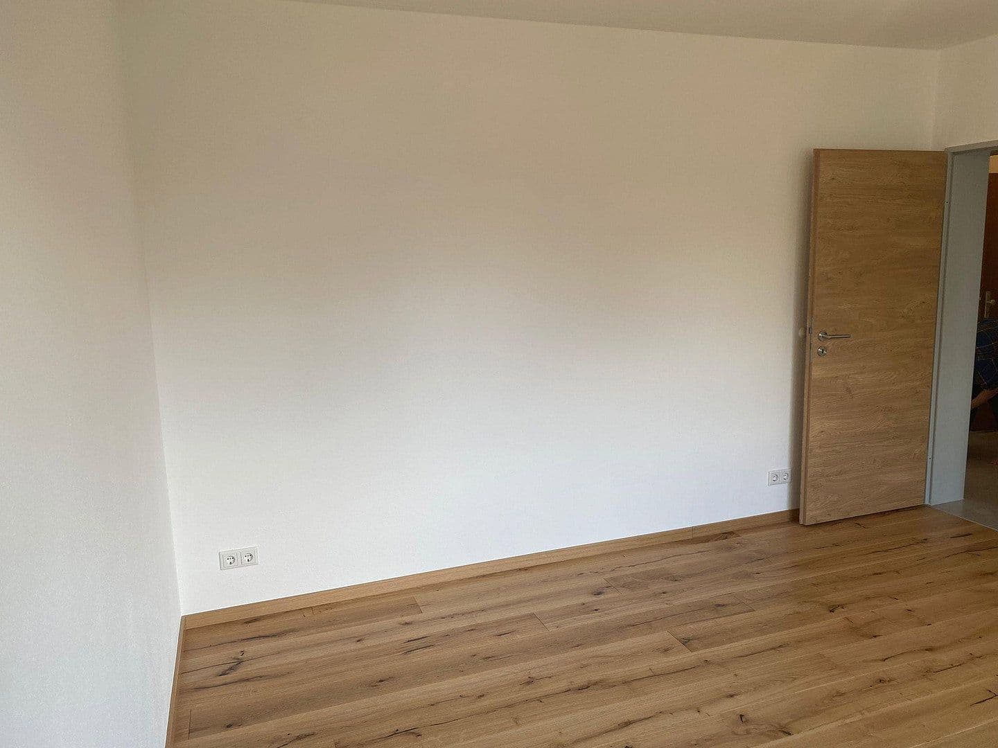 Pronájem bytu 2+1 59 m², Meisenweg 15, Germering, Bavorsko Pronájem bytu 2+1 59 m², Meisenweg 15, Germering, Bavorsko