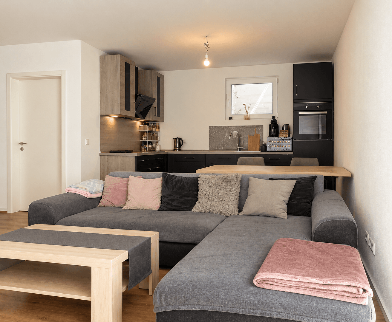 Pronájem bytu 2+1 73 m², Baldungstraße 4a, Töging, Bavorsko Pronájem bytu 2+1 73 m², Baldungstraße 4a, Töging, Bavorsko