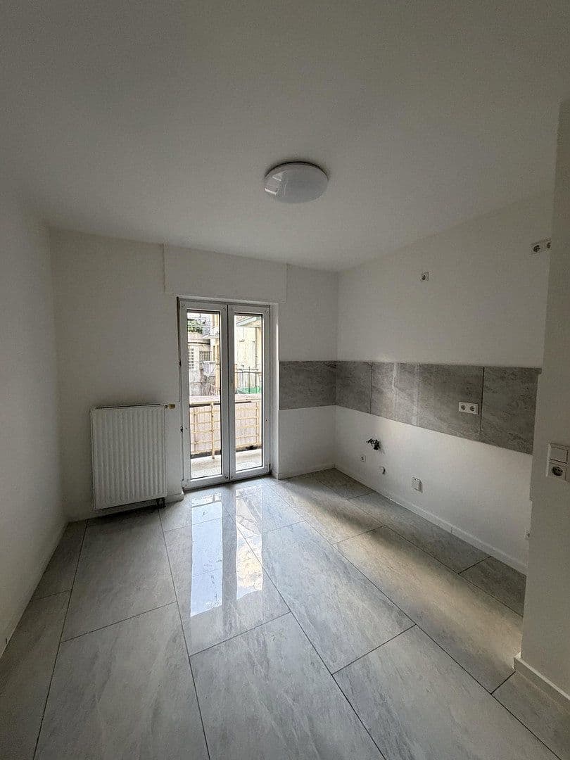 Pronájem bytu 4+1 70 m², Kirchstr. 46, Neustadt an der Weinstraße, Porýní-Falc Pronájem bytu 4+1 70 m², Kirchstr. 46, Neustadt an der Weinstraße, Porýní-Falc