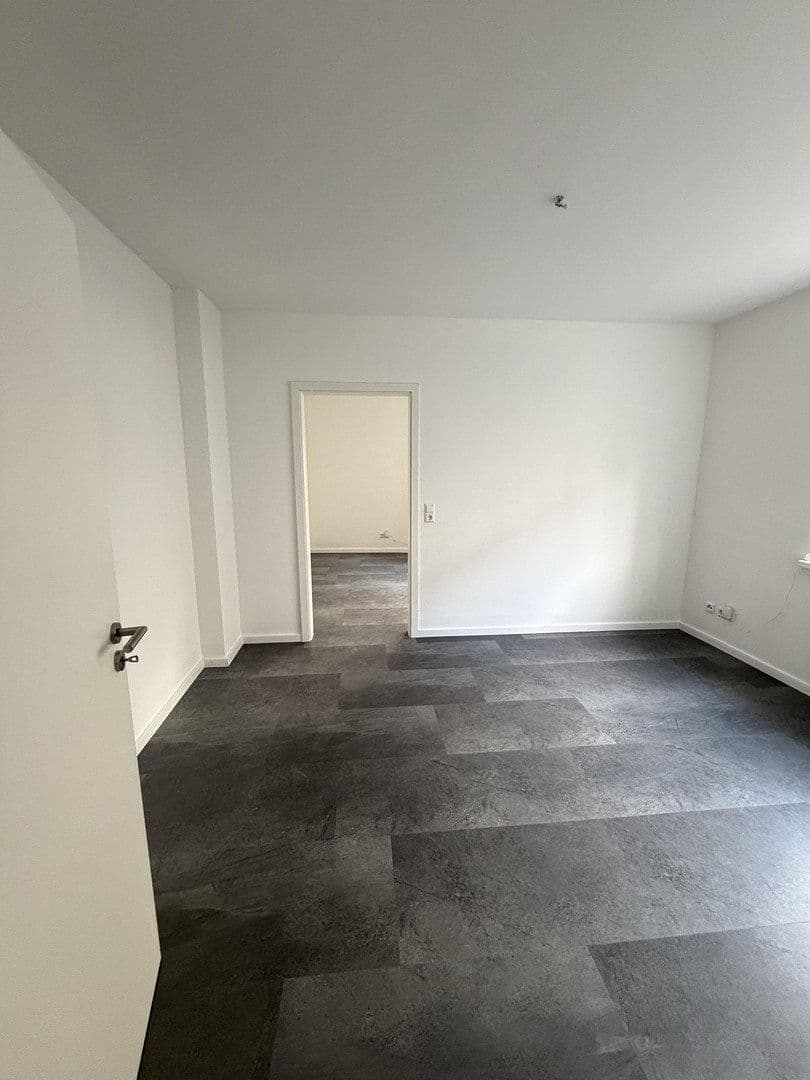 Pronájem bytu 4+1 70 m², Kirchstr. 46, Neustadt an der Weinstraße, Porýní-Falc Pronájem bytu 4+1 70 m², Kirchstr. 46, Neustadt an der Weinstraße, Porýní-Falc