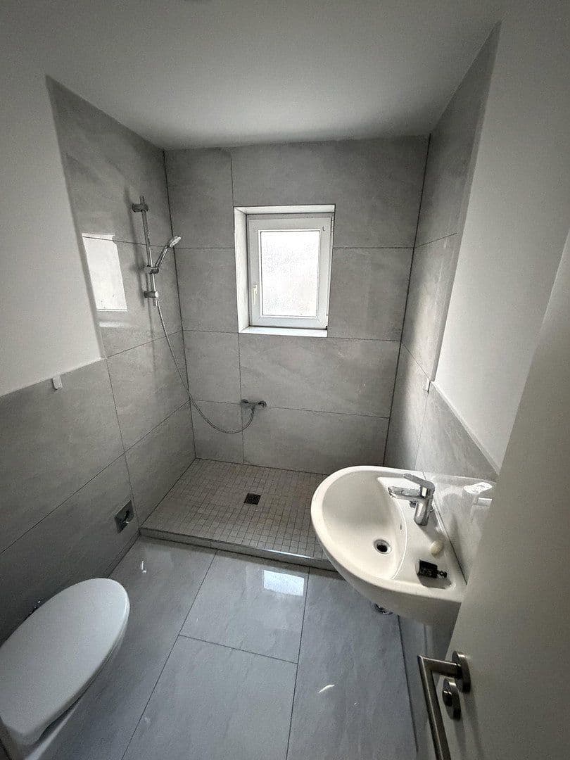 Pronájem bytu 4+1 70 m², Kirchstr. 46, Neustadt an der Weinstraße, Porýní-Falc Pronájem bytu 4+1 70 m², Kirchstr. 46, Neustadt an der Weinstraße, Porýní-Falc