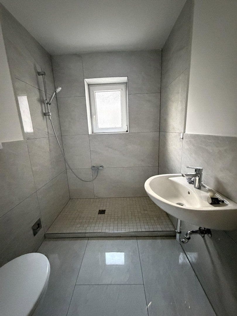 Pronájem bytu 4+1 70 m², Kirchstr. 46, Neustadt an der Weinstraße, Porýní-Falc Pronájem bytu 4+1 70 m², Kirchstr. 46, Neustadt an der Weinstraße, Porýní-Falc