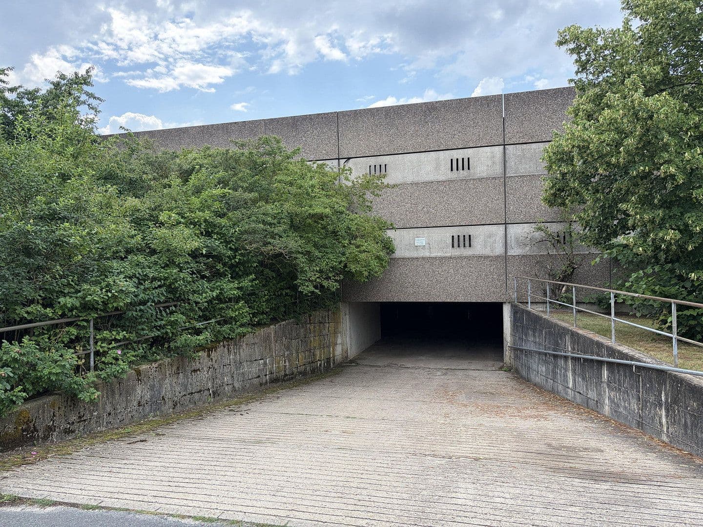 Pronájem garáže, Theodor-Haubach-Straße, Lüneburg, Dolní Sasko Pronájem garáže, Theodor-Haubach-Straße, Lüneburg, Dolní Sasko