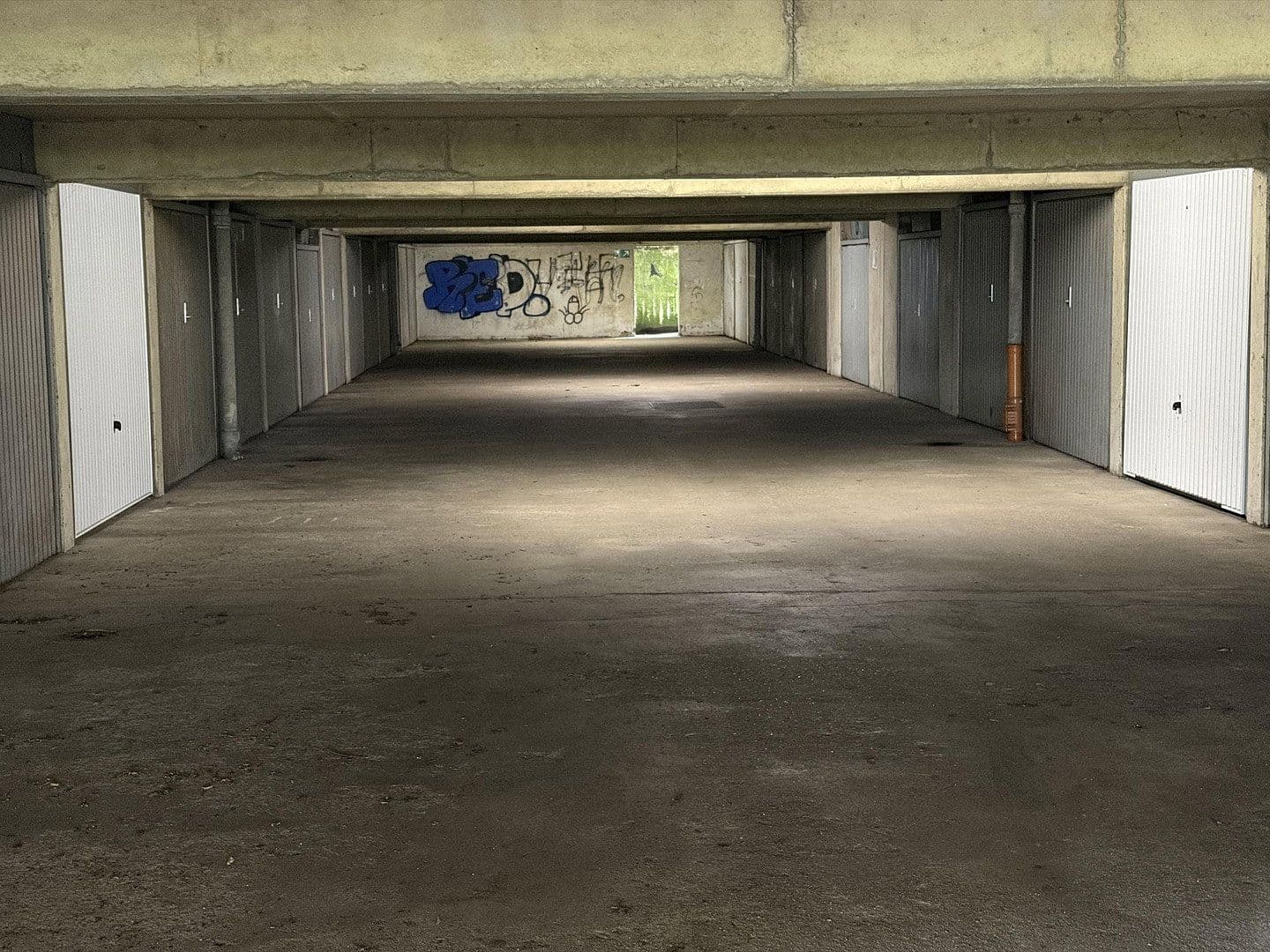 Pronájem garáže, Theodor-Haubach-Straße, Lüneburg, Dolní Sasko Pronájem garáže, Theodor-Haubach-Straße, Lüneburg, Dolní Sasko