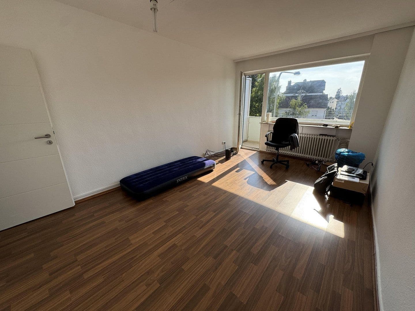 Pronájem bytu 2+1 62 m², Am Hohen Weg 30, Frankfurt am Main, Hessen Pronájem bytu 2+1 62 m², Am Hohen Weg 30, Frankfurt am Main, Hessen