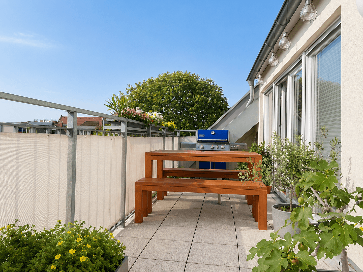 Prodej bytu 3+1 74 m², Berlin, Berlín Prodej bytu 3+1 74 m², Berlin, Berlín