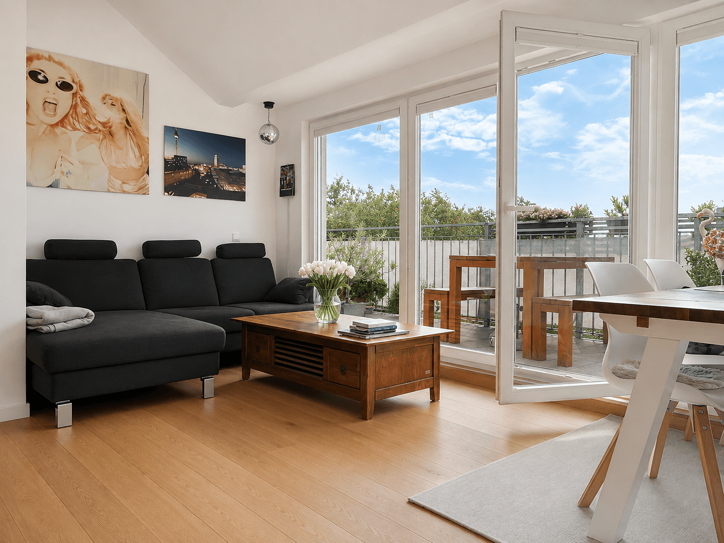 Prodej bytu 3+1 74 m², Berlin, Berlín Prodej bytu 3+1 74 m², Berlin, Berlín