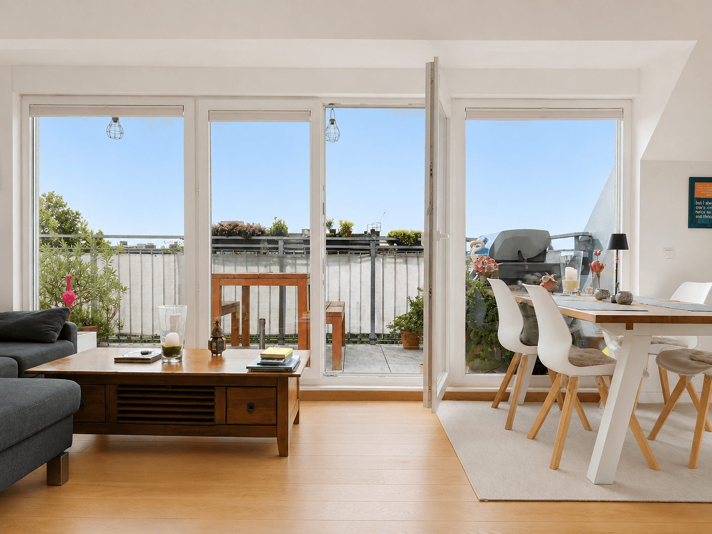 Prodej bytu 3+1 74 m², Berlin, Berlín Prodej bytu 3+1 74 m², Berlin, Berlín