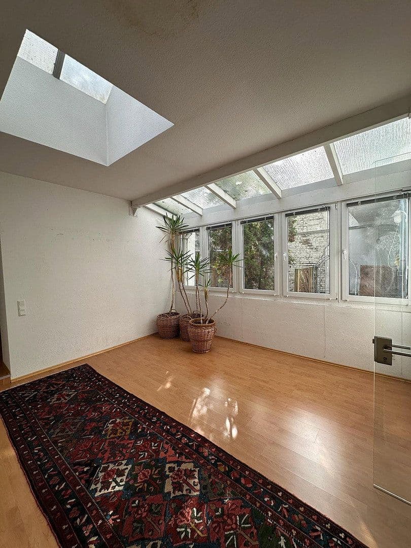 Pronájem kanceláře 70 m², Düsseldorf, Severní Porýní-Vestfálsko Pronájem kanceláře 70 m², Düsseldorf, Severní Porýní-Vestfálsko