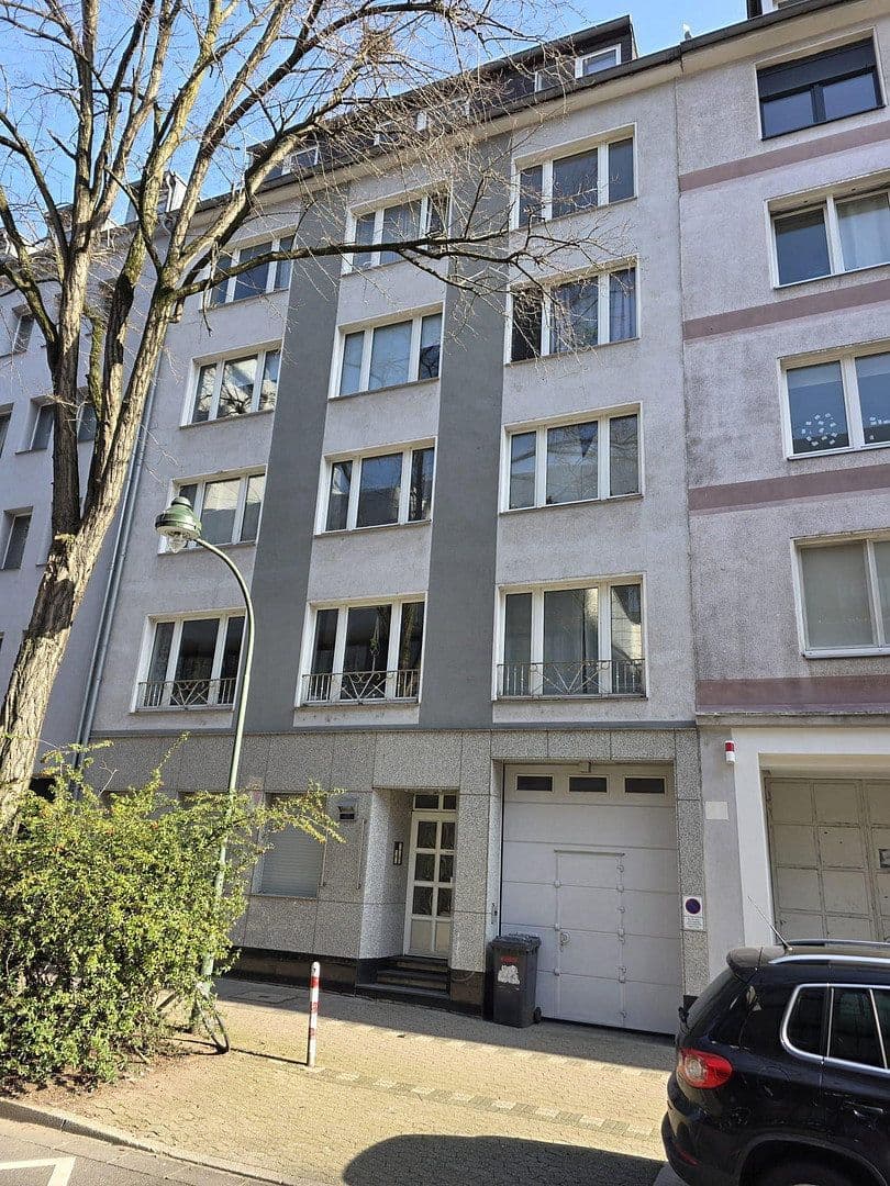 Pronájem kanceláře 70 m², Düsseldorf, Severní Porýní-Vestfálsko Pronájem kanceláře 70 m², Düsseldorf, Severní Porýní-Vestfálsko