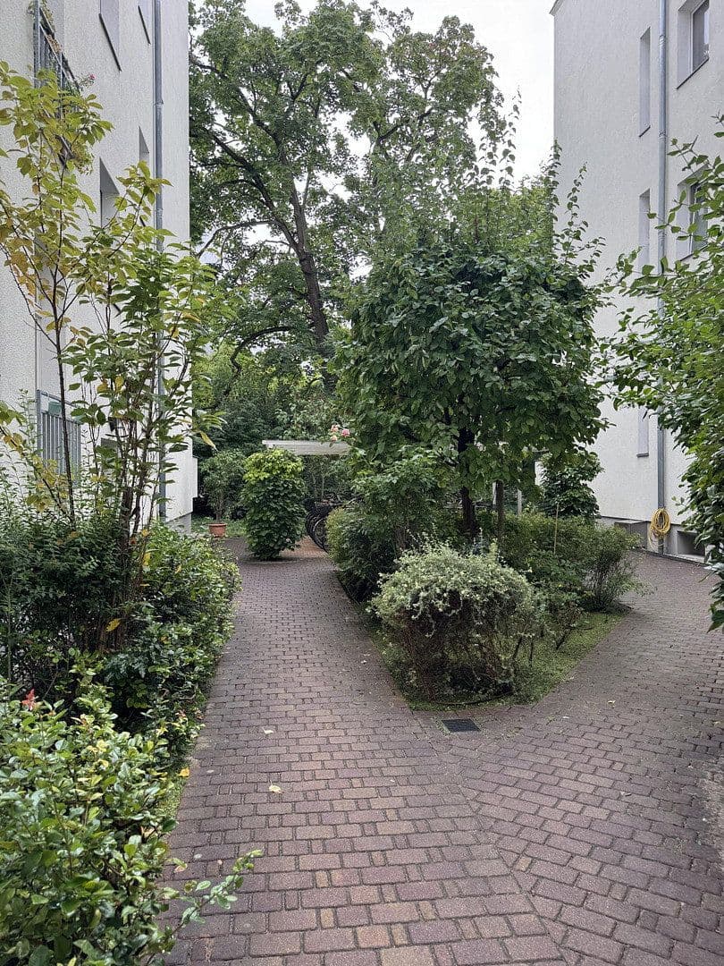 Prodej bytu 1+1 32 m², Büsingstr. 3, Berlin, Berlín Prodej bytu 1+1 32 m², Büsingstr. 3, Berlin, Berlín