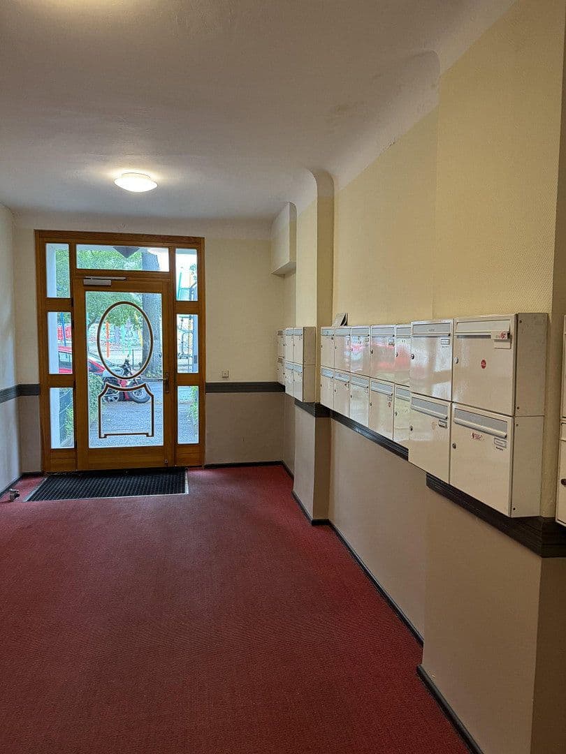 Prodej bytu 1+1 32 m², Büsingstr. 3, Berlin, Berlín Prodej bytu 1+1 32 m², Büsingstr. 3, Berlin, Berlín