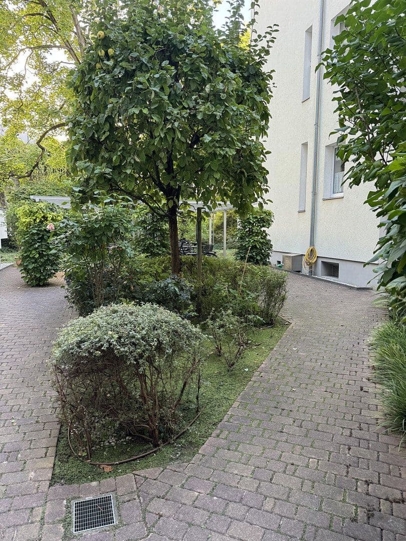 Prodej bytu 1+1 32 m², Büsingstr. 3, Berlin, Berlín Prodej bytu 1+1 32 m², Büsingstr. 3, Berlin, Berlín