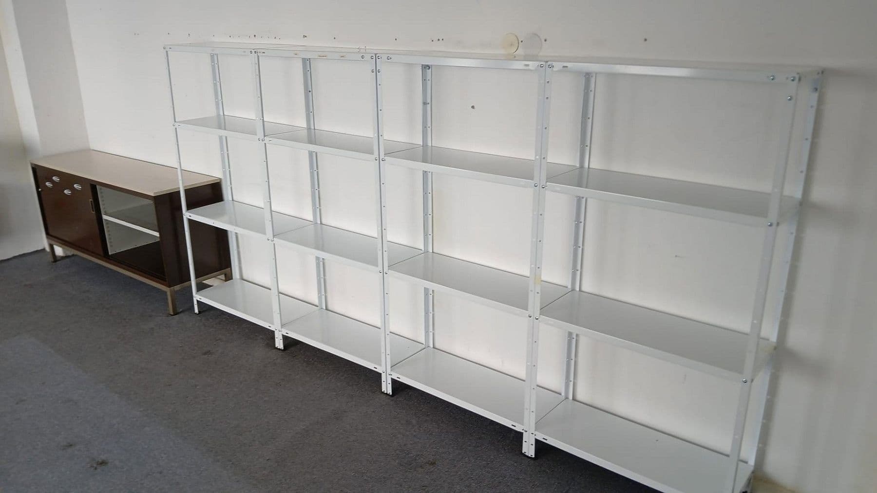 Pronájem nebytového prostoru 25 m², Am Steinberg 16, Oberhausen, Severní Porýní-Vestfálsko Pronájem nebytového prostoru 25 m², Am Steinberg 16, Oberhausen, Severní Porýní-Vestfálsko