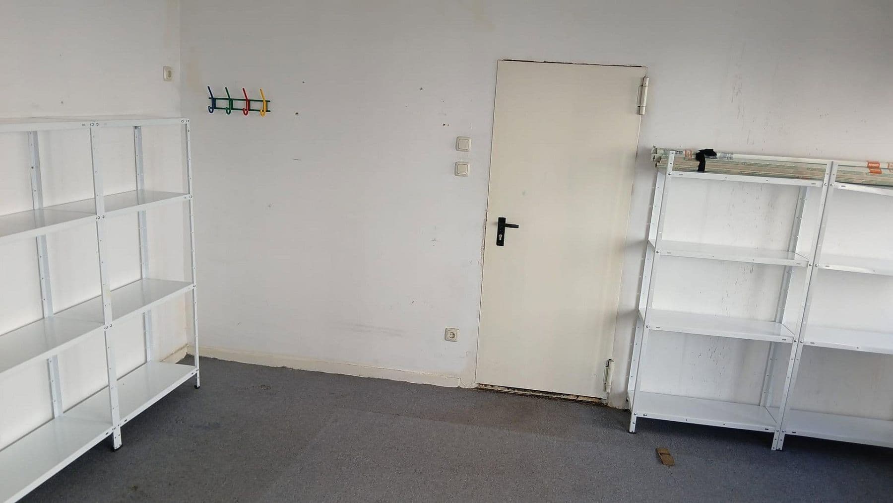 Pronájem nebytového prostoru 25 m², Am Steinberg 16, Oberhausen, Severní Porýní-Vestfálsko Pronájem nebytového prostoru 25 m², Am Steinberg 16, Oberhausen, Severní Porýní-Vestfálsko