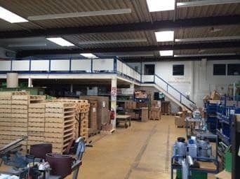 Pronájem nebytového prostoru 696 m², Planckstraße 9, Vaihingen an der Enz, Bádensko-Württembersko Pronájem nebytového prostoru 696 m², Planckstraße 9, Vaihingen an der Enz, Bádensko-Württembersko