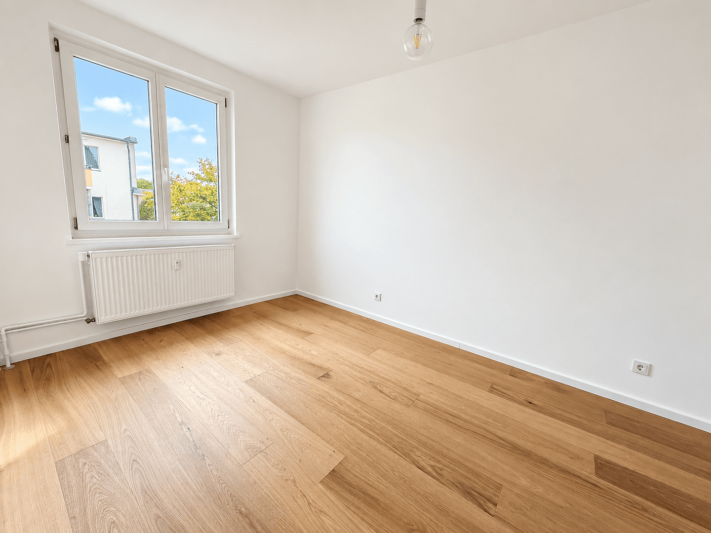 Prodej bytu 2+1 54 m², Berlin, Berlín Prodej bytu 2+1 54 m², Berlin, Berlín