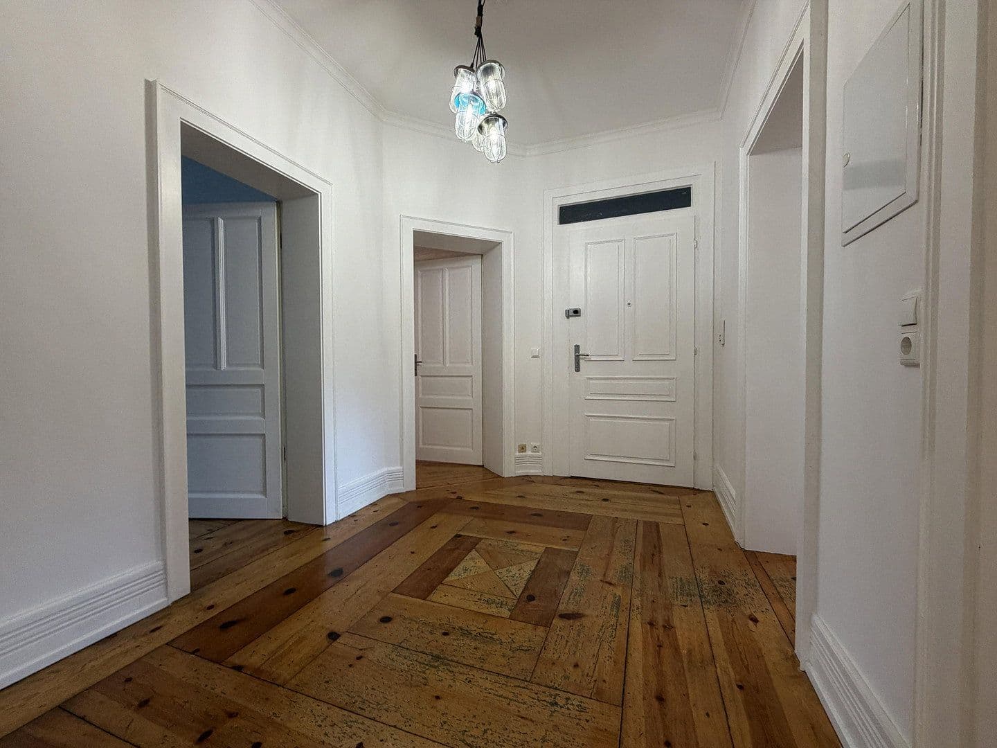 Pronájem bytu 3+1 101 m², Koselstraße 26, Frankfurt am Main, Hessen Pronájem bytu 3+1 101 m², Koselstraße 26, Frankfurt am Main, Hessen