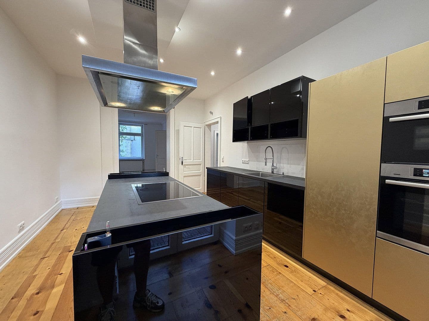 Pronájem bytu 3+1 101 m², Koselstraße 26, Frankfurt am Main, Hessen Pronájem bytu 3+1 101 m², Koselstraße 26, Frankfurt am Main, Hessen