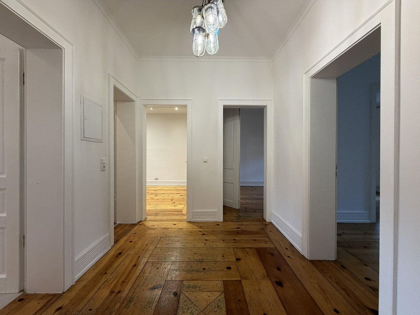 Pronájem bytu 3+1 101 m², Koselstraße 26, Frankfurt am Main, Hessen Pronájem bytu 3+1 101 m², Koselstraße 26, Frankfurt am Main, Hessen