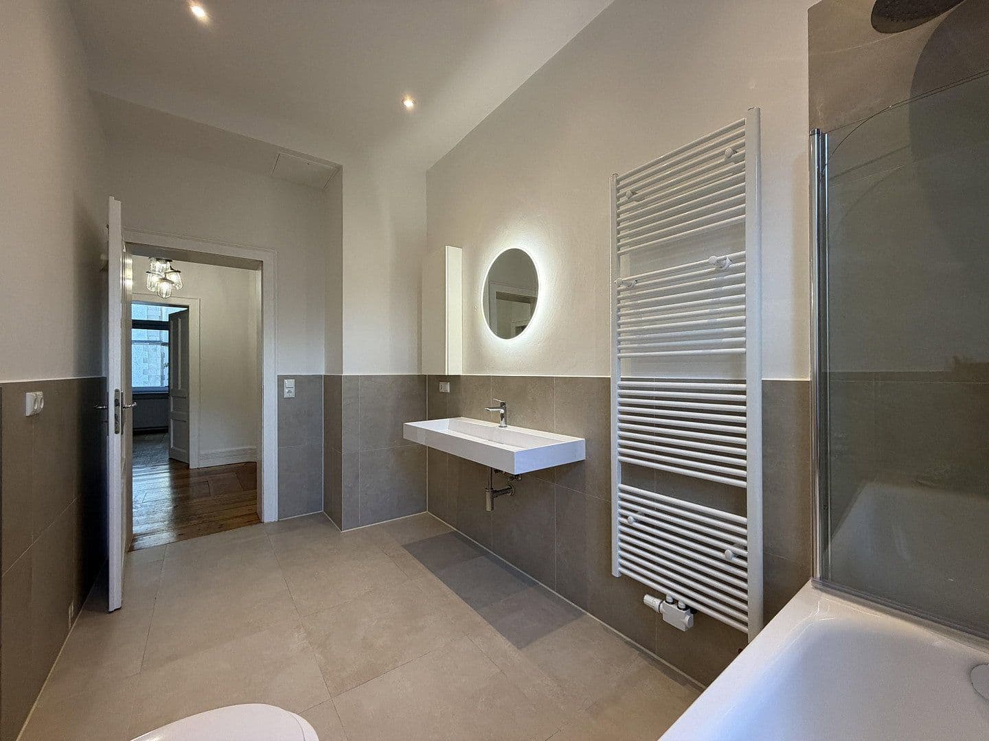Pronájem bytu 3+1 101 m², Koselstraße 26, Frankfurt am Main, Hessen Pronájem bytu 3+1 101 m², Koselstraße 26, Frankfurt am Main, Hessen