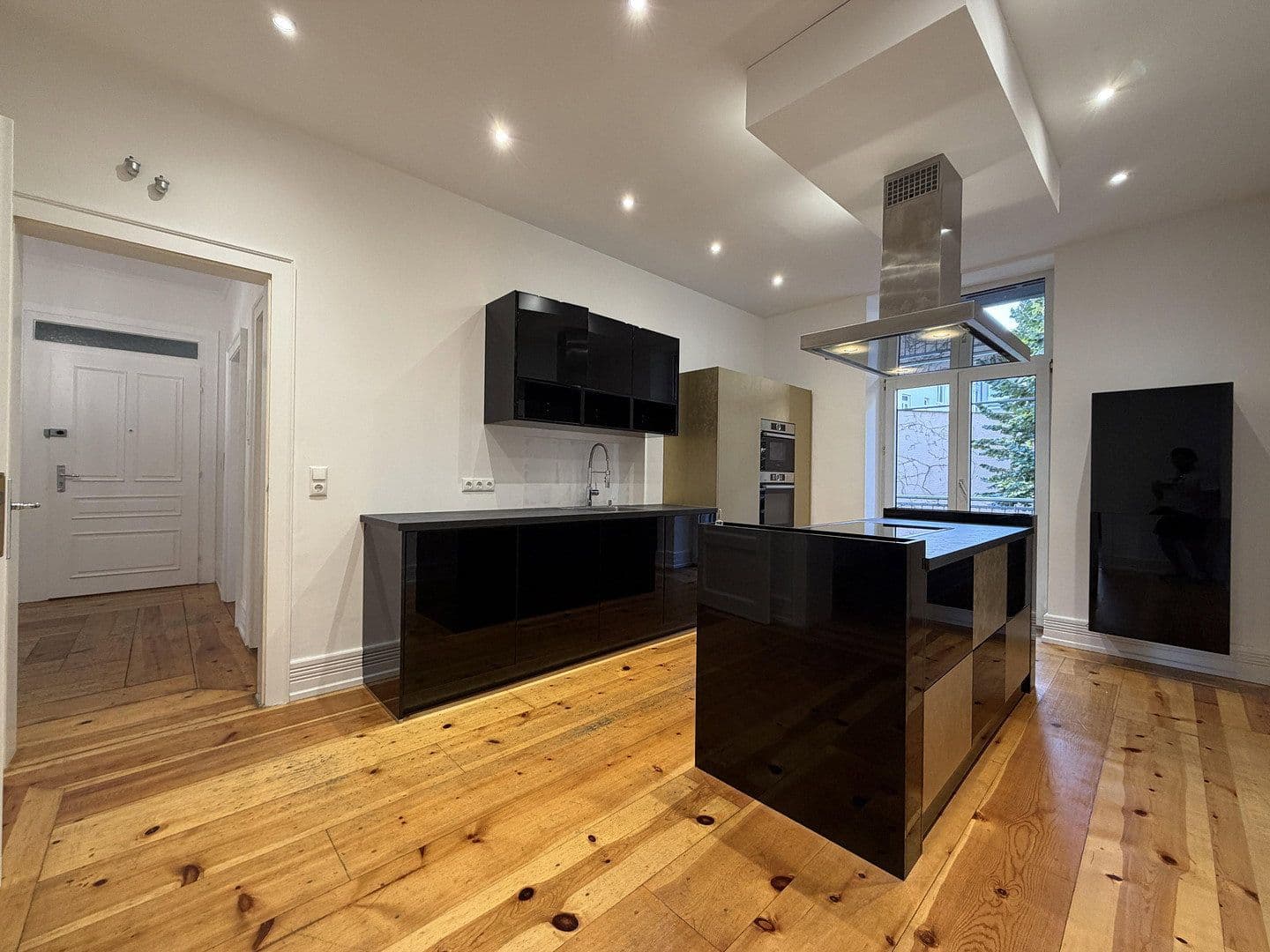Pronájem bytu 3+1 101 m², Koselstraße 26, Frankfurt am Main, Hessen Pronájem bytu 3+1 101 m², Koselstraße 26, Frankfurt am Main, Hessen