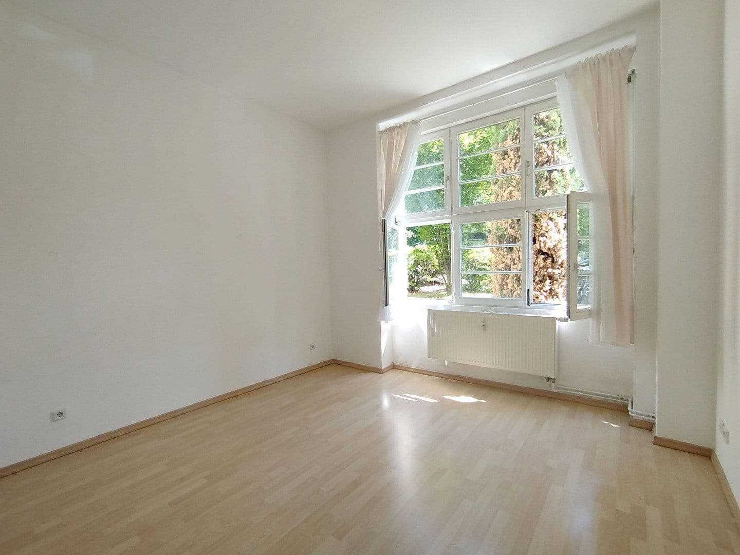 Prodej bytu 3+kk 95 m², Friedrich-Ebert-Straße 40, Mannheim, Bádensko-Württembersko Prodej bytu 3+kk 95 m², Friedrich-Ebert-Straße 40, Mannheim, Bádensko-Württembersko