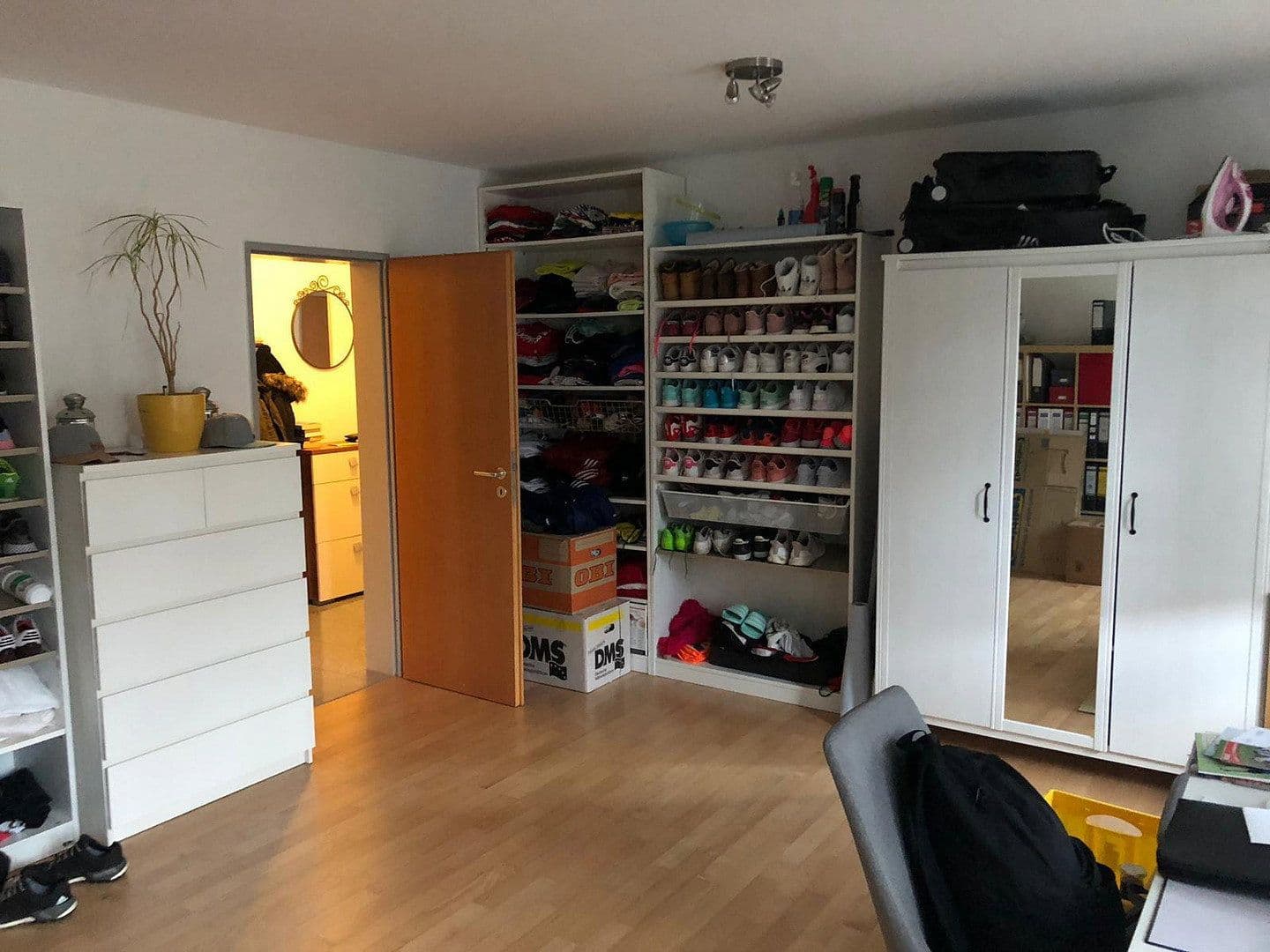 Pronájem bytu 3+1 97 m², Hannover, Dolní Sasko Pronájem bytu 3+1 97 m², Hannover, Dolní Sasko