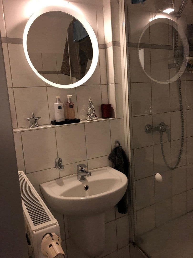 Pronájem bytu 3+1 97 m², Hannover, Dolní Sasko Pronájem bytu 3+1 97 m², Hannover, Dolní Sasko