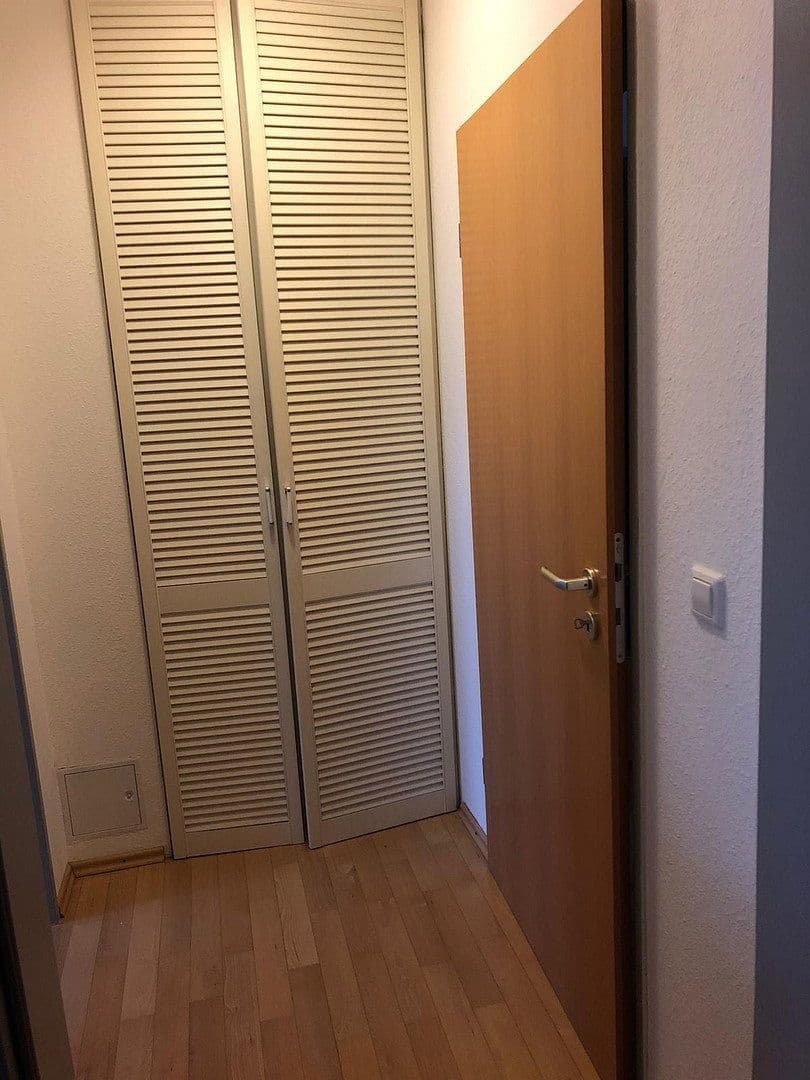 Pronájem bytu 3+1 97 m², Hannover, Dolní Sasko Pronájem bytu 3+1 97 m², Hannover, Dolní Sasko