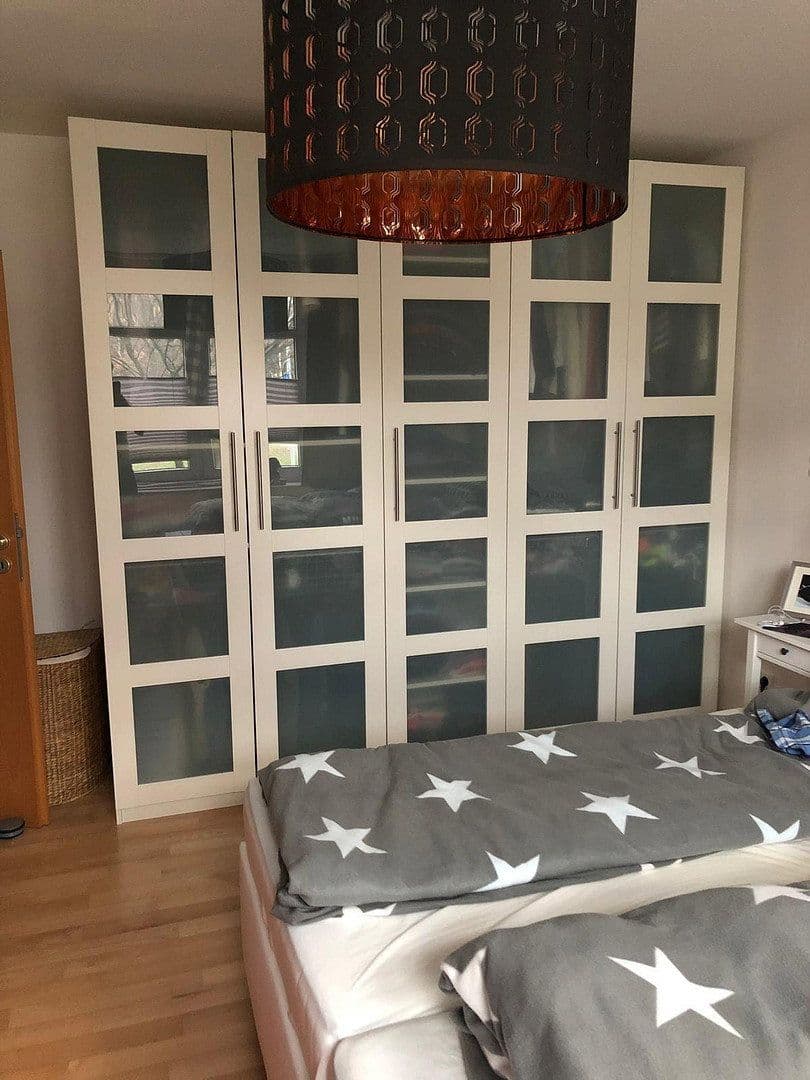 Pronájem bytu 3+1 97 m², Hannover, Dolní Sasko Pronájem bytu 3+1 97 m², Hannover, Dolní Sasko