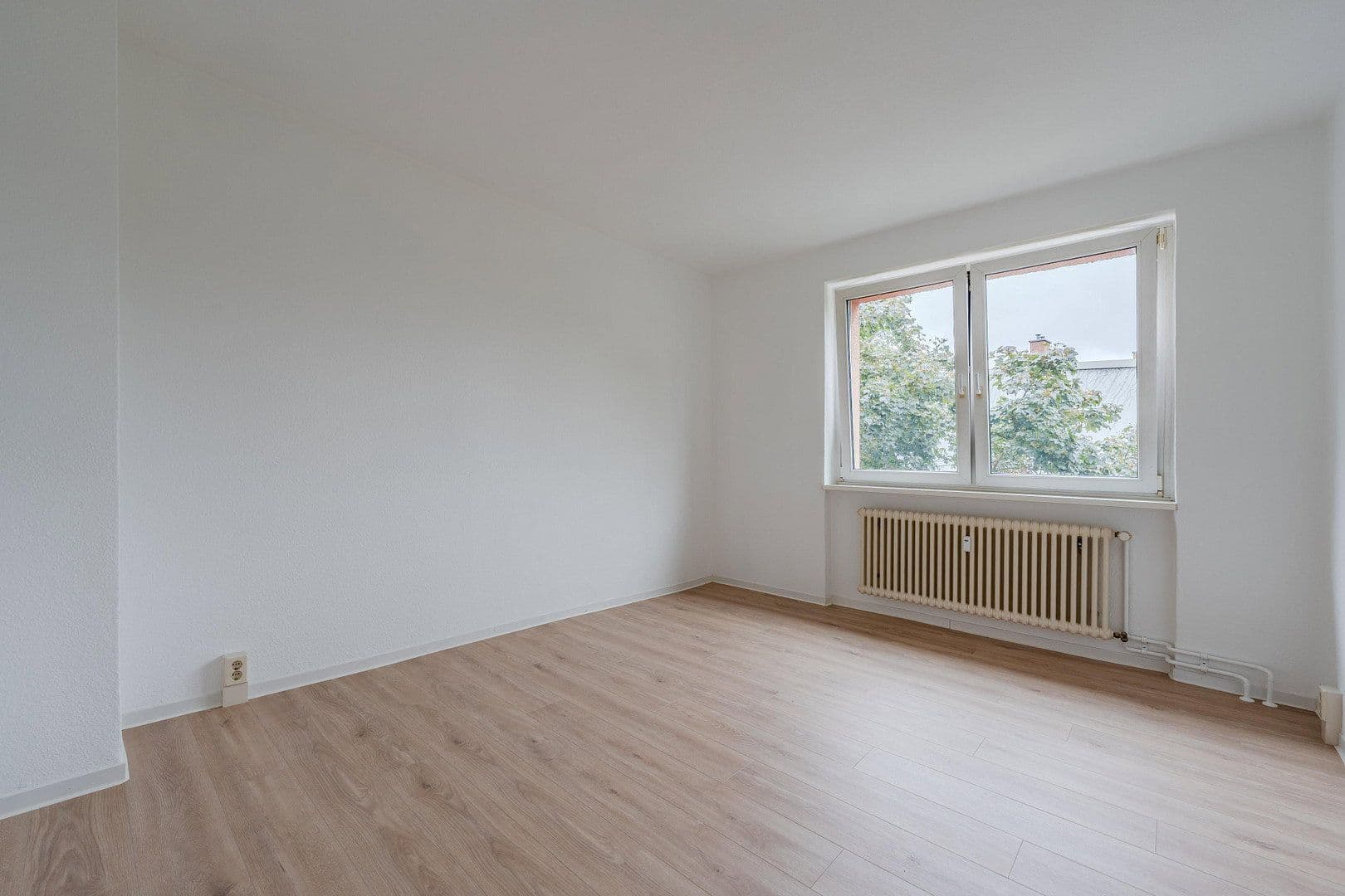 Prodej bytu 2+1 39 m², Storkower Straße 90, Berlin, Berlín Prodej bytu 2+1 39 m², Storkower Straße 90, Berlin, Berlín