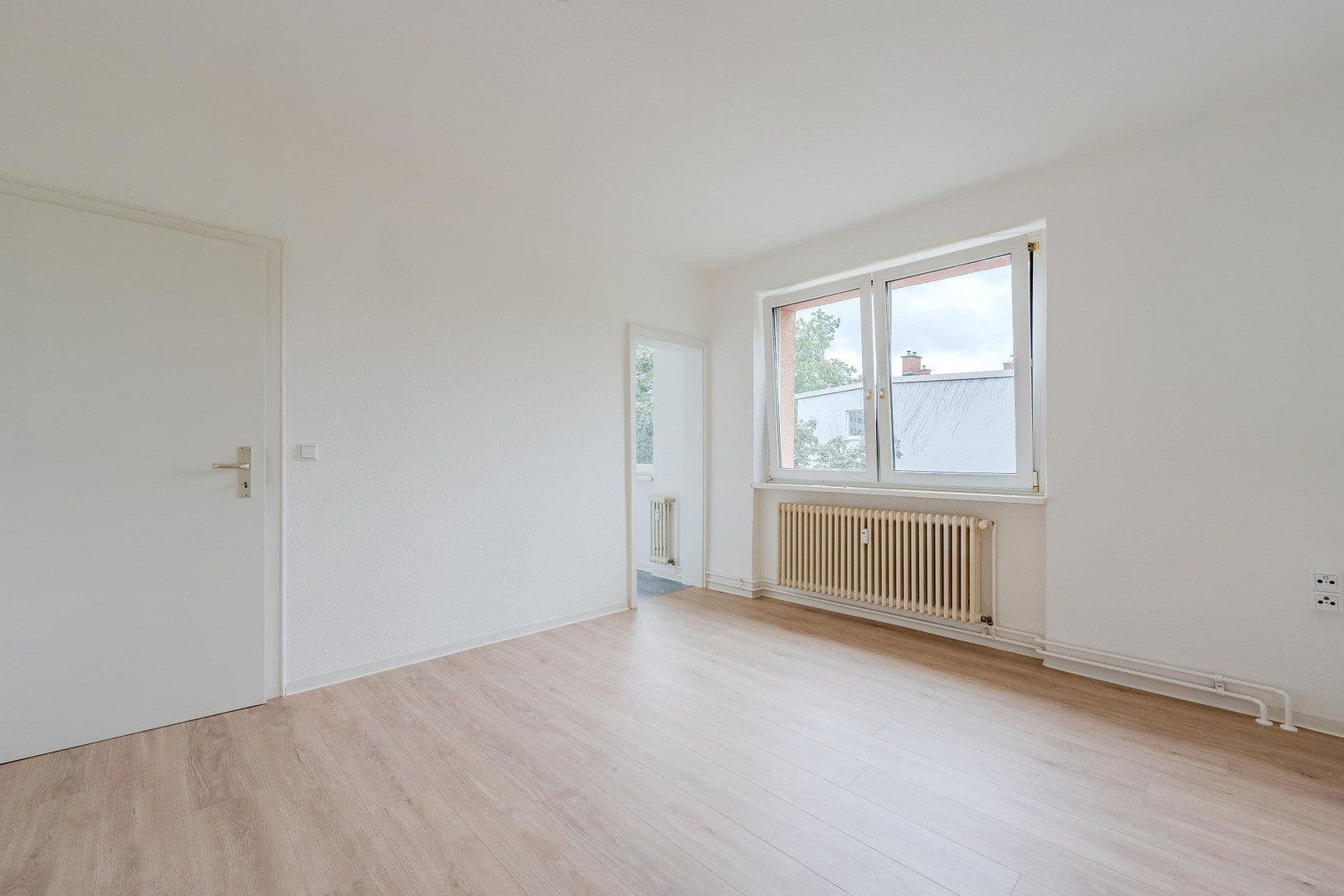 Prodej bytu 2+1 39 m², Storkower Straße 90, Berlin, Berlín Prodej bytu 2+1 39 m², Storkower Straße 90, Berlin, Berlín