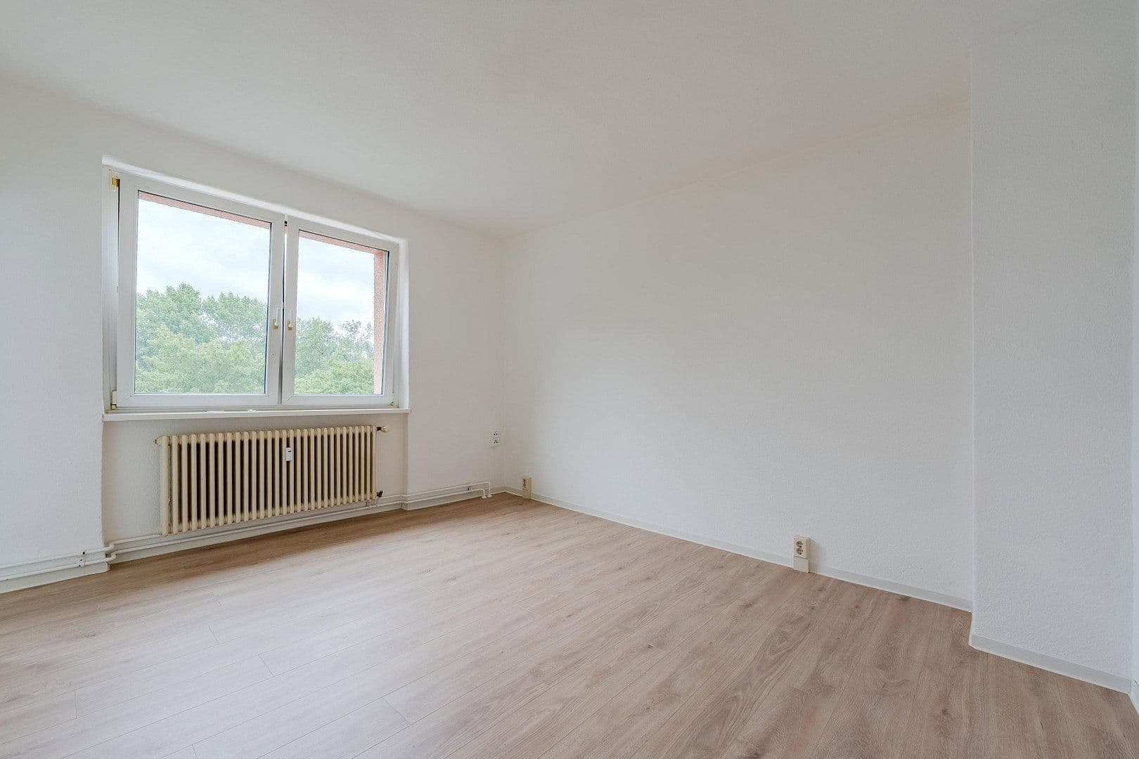 Prodej bytu 2+1 39 m², Storkower Straße 90, Berlin, Berlín Prodej bytu 2+1 39 m², Storkower Straße 90, Berlin, Berlín