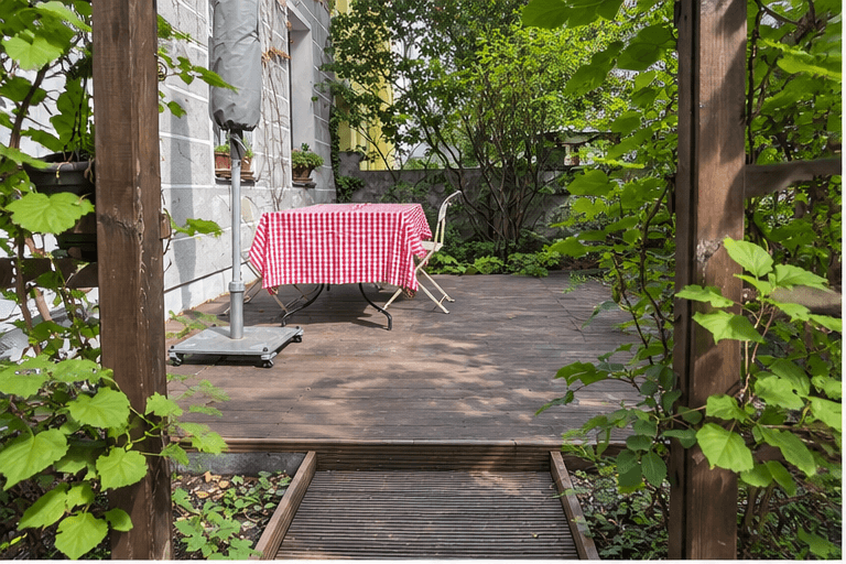 Prodej bytu 3+1 92 m², Berlin, Berlín Prodej bytu 3+1 92 m², Berlin, Berlín