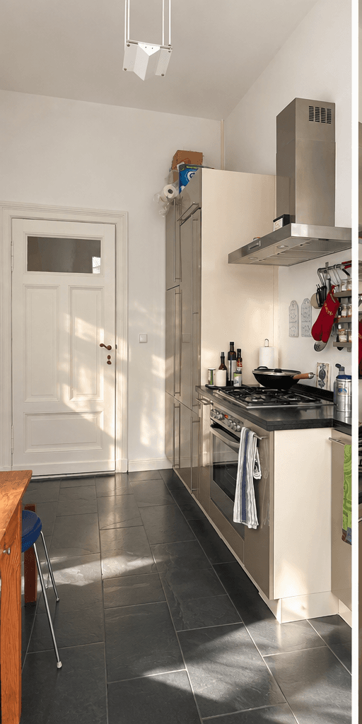 Prodej bytu 3+1 92 m², Berlin, Berlín Prodej bytu 3+1 92 m², Berlin, Berlín