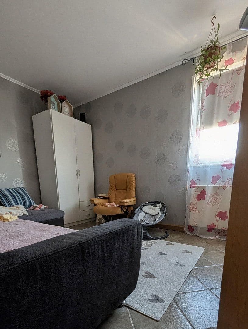 Prodej bytu 4+1 109 m², Biebesheim am Rhein, Hessen Prodej bytu 4+1 109 m², Biebesheim am Rhein, Hessen