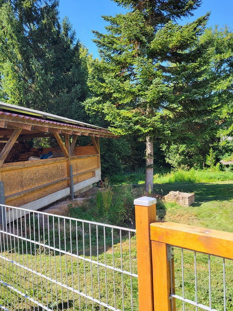 Prodej domu 190 m², pozemek 1.685 m², Sandbergstraße 11, Haldenwang, Bavorsko Prodej domu 190 m², pozemek 1.685 m², Sandbergstraße 11, Haldenwang, Bavorsko