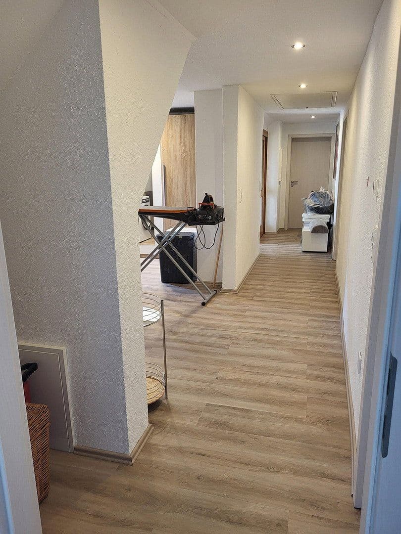 Prodej domu 190 m², pozemek 1.685 m², Sandbergstraße 11, Haldenwang, Bavorsko Prodej domu 190 m², pozemek 1.685 m², Sandbergstraße 11, Haldenwang, Bavorsko