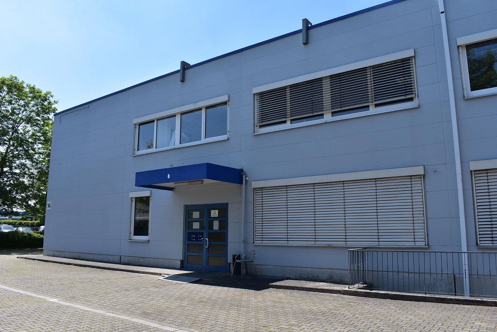 Pronájem kanceláře 100 m², Augsburg, Bavorsko Pronájem kanceláře 100 m², Augsburg, Bavorsko