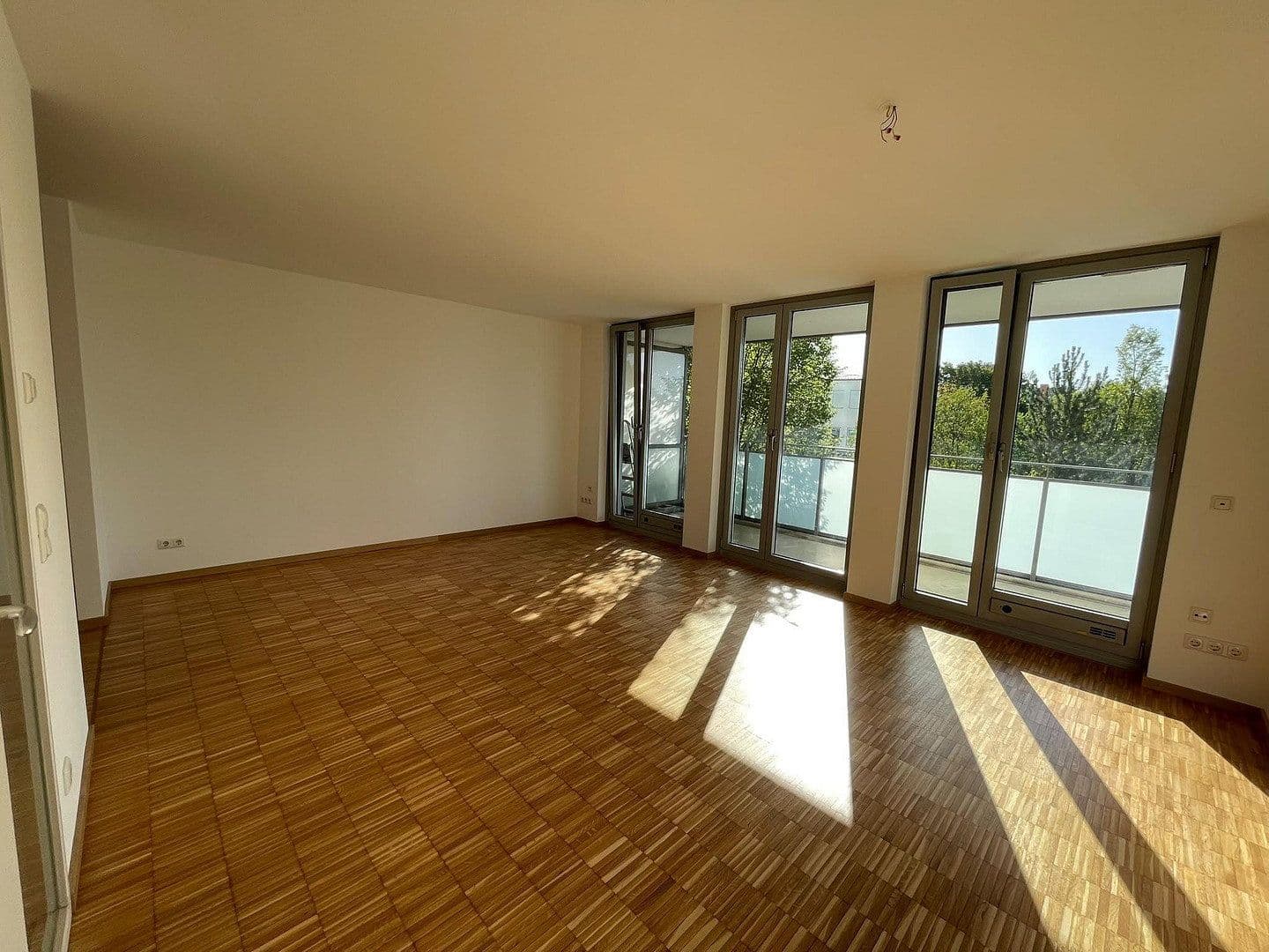 Pronájem bytu 2+1 57 m², München, Bavorsko Pronájem bytu 2+1 57 m², München, Bavorsko