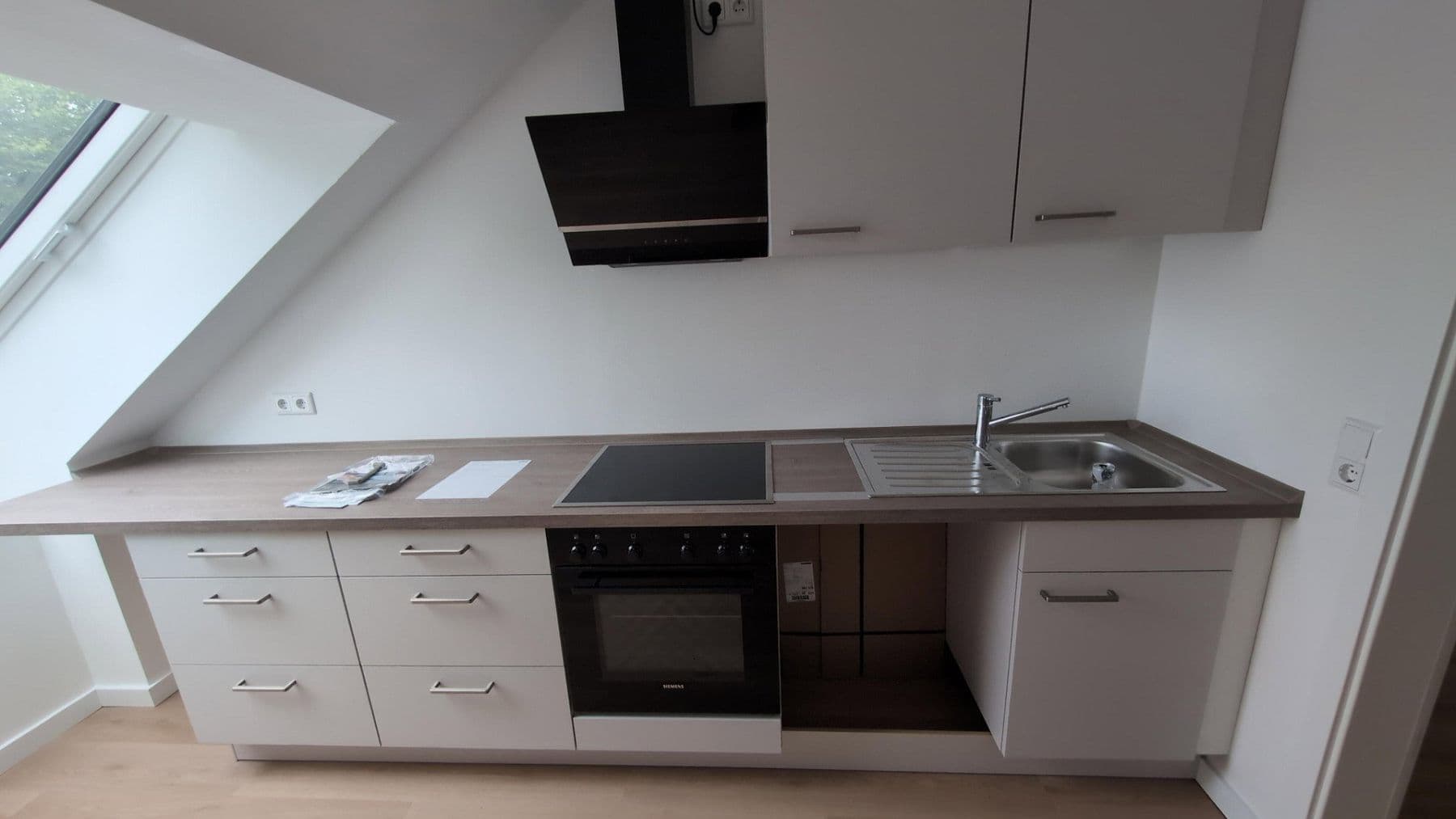 Pronájem bytu 2+1 70 m², Im Waldwinkel 62, Kiel, Šlesvicko-Holštýnsko Pronájem bytu 2+1 70 m², Im Waldwinkel 62, Kiel, Šlesvicko-Holštýnsko