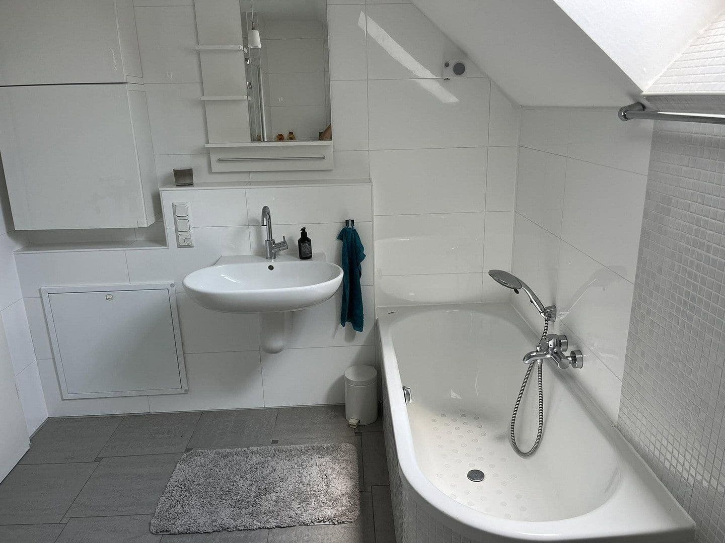Pronájem domu 140 m², pozemek 350 m², Ahornweg 64, Oberursel (Taunus), Hessen Pronájem domu 140 m², pozemek 350 m², Ahornweg 64, Oberursel (Taunus), Hessen