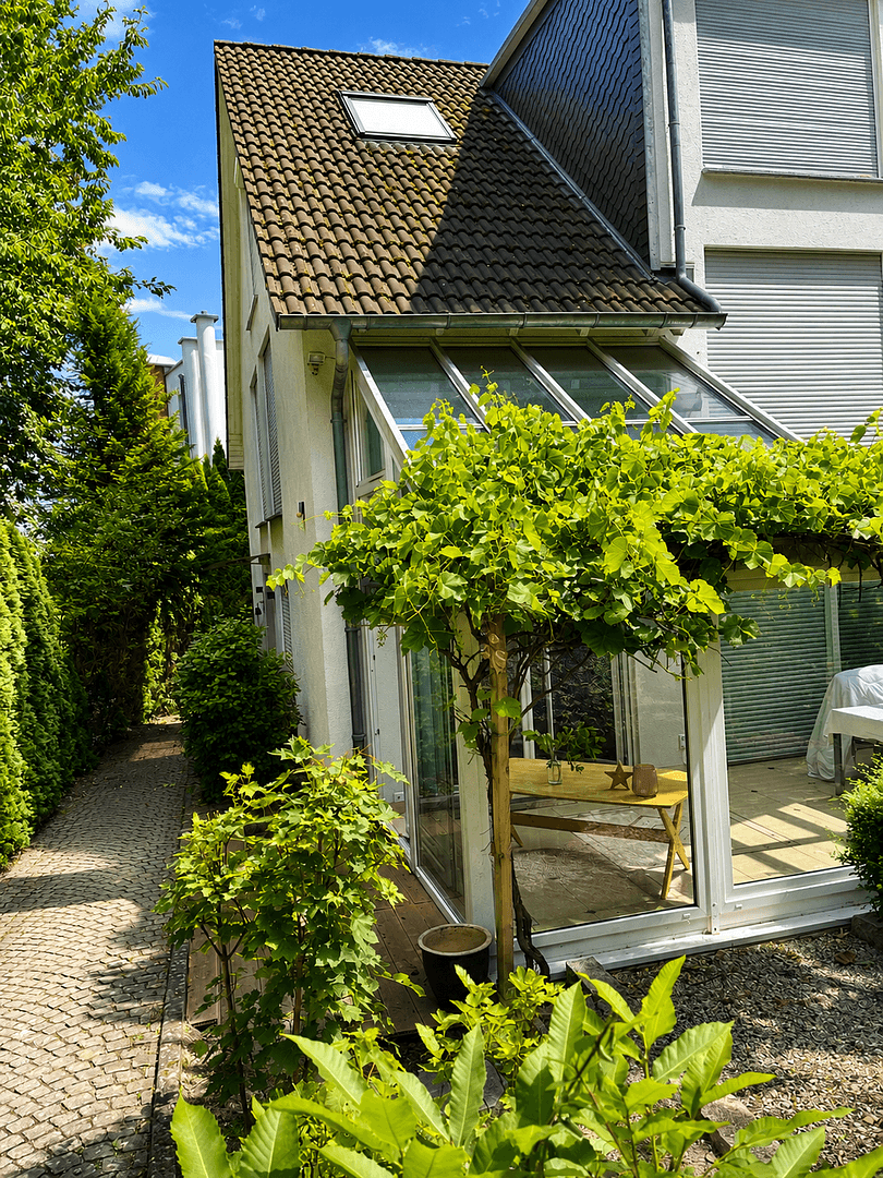 Pronájem domu 140 m², pozemek 350 m², Ahornweg 64, Oberursel (Taunus), Hessen Pronájem domu 140 m², pozemek 350 m², Ahornweg 64, Oberursel (Taunus), Hessen