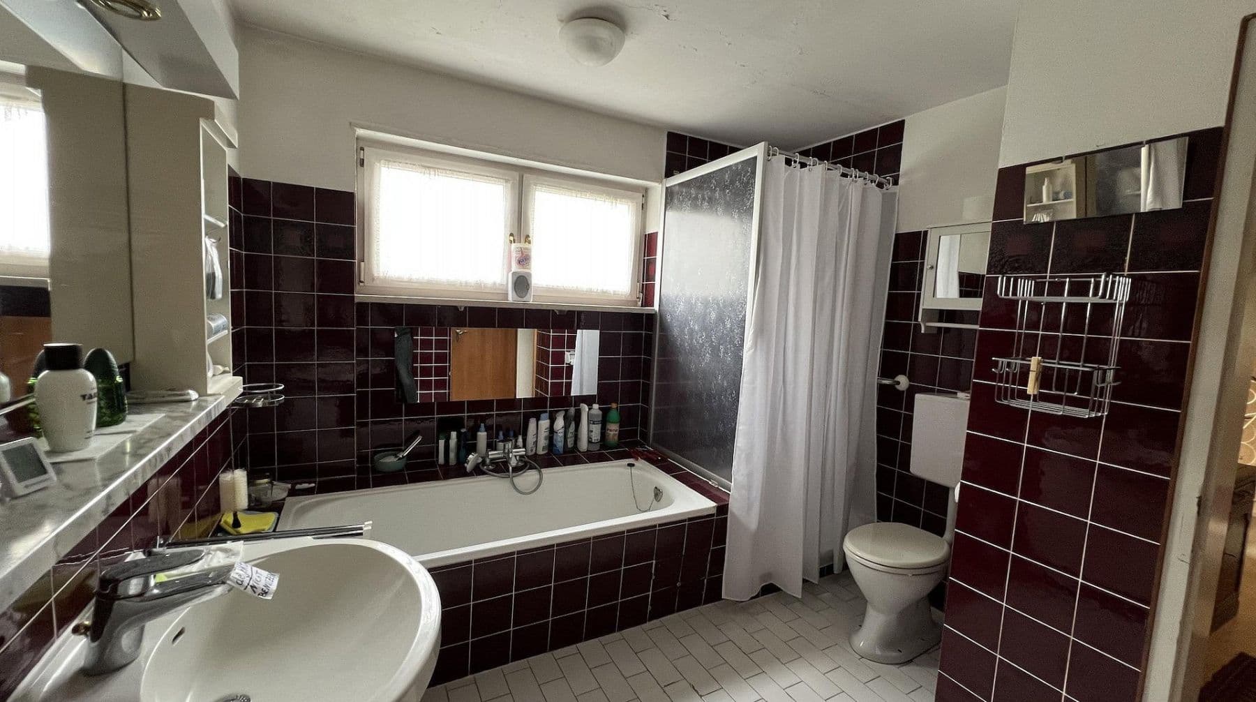 Prodej domu 146 m², pozemek 587 m², Malsch, Bádensko-Württembersko Prodej domu 146 m², pozemek 587 m², Malsch, Bádensko-Württembersko