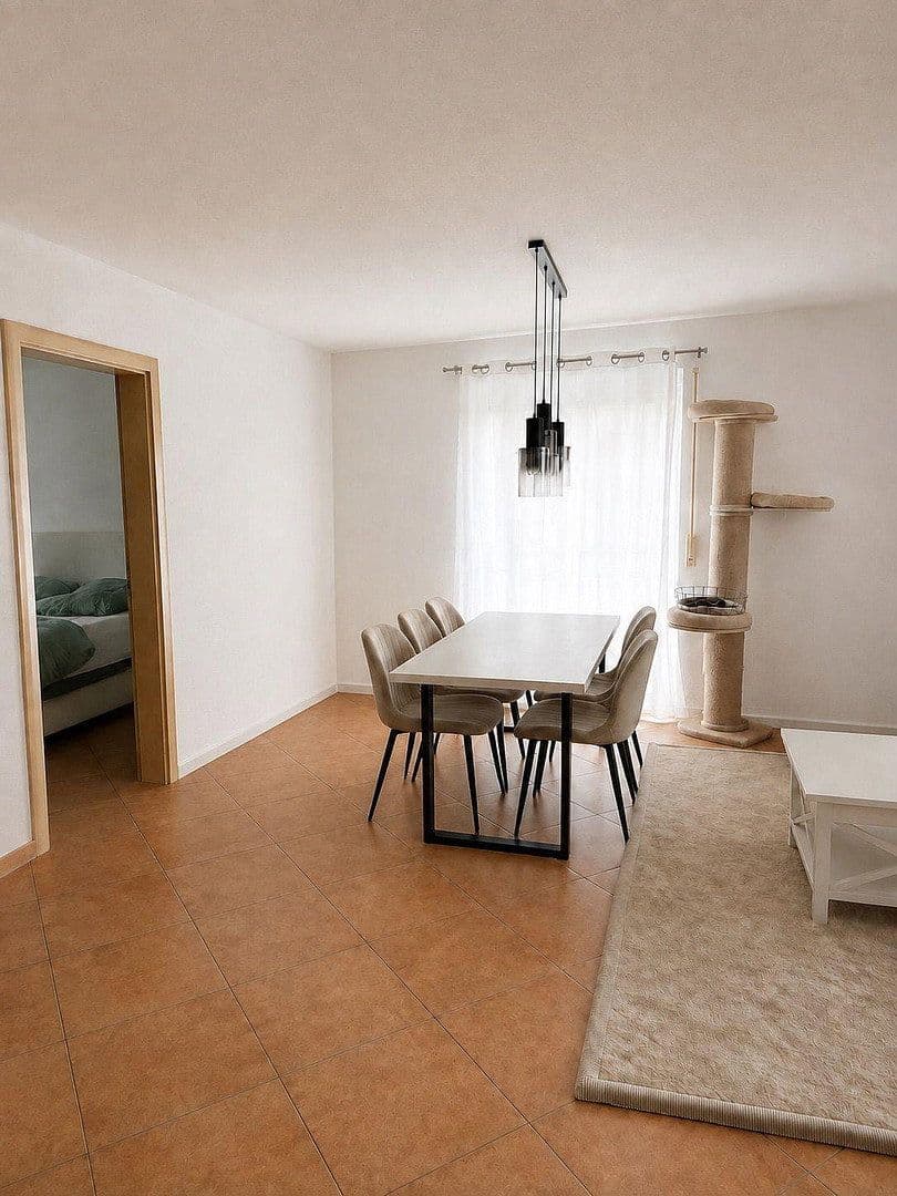 Pronájem bytu 4+1 95 m², Schießstattstr. 9, Feldkirchen-Westerham, Bavorsko Pronájem bytu 4+1 95 m², Schießstattstr. 9, Feldkirchen-Westerham, Bavorsko
