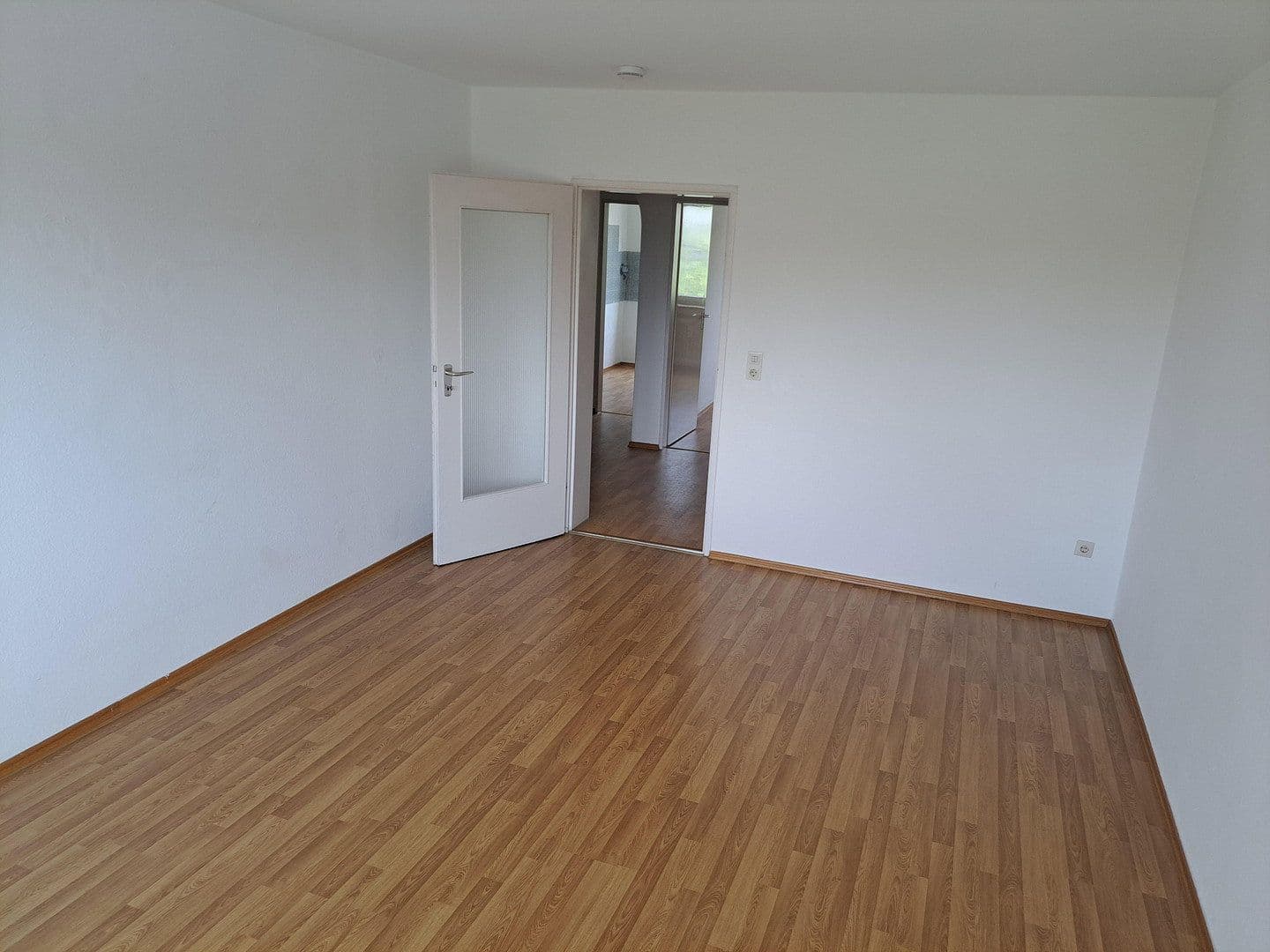 Prodej bytu 2+1 50 m², Friedenheimer Str. 102a, München, Bavorsko Prodej bytu 2+1 50 m², Friedenheimer Str. 102a, München, Bavorsko