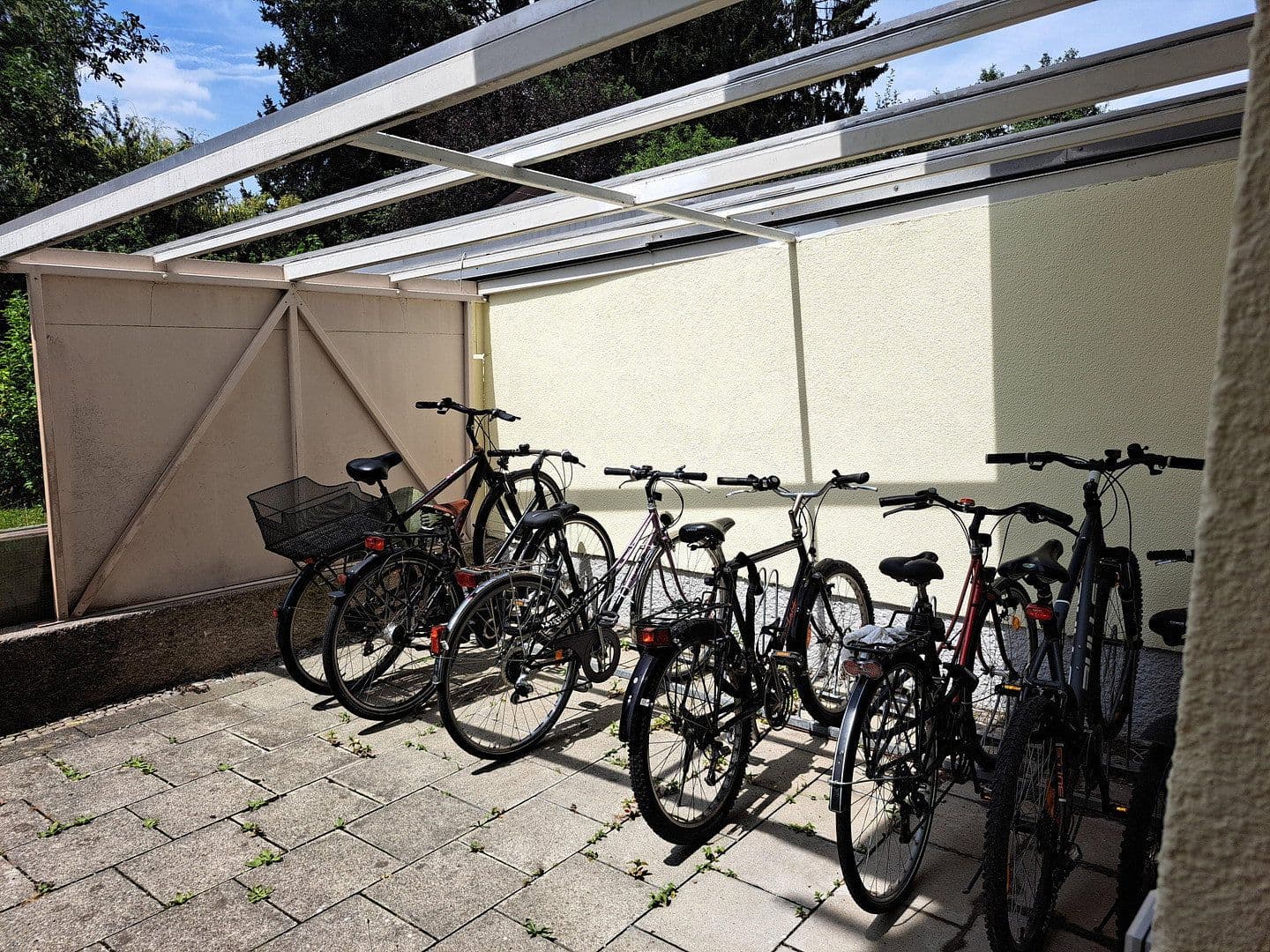 Prodej bytu 2+1 50 m², Friedenheimer Str. 102a, München, Bavorsko Prodej bytu 2+1 50 m², Friedenheimer Str. 102a, München, Bavorsko