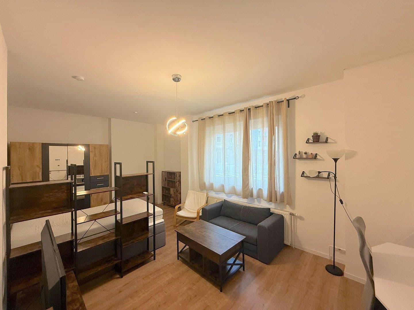Prodej bytu 5+1 123 m², Stuttgart, Bádensko-Württembersko Prodej bytu 5+1 123 m², Stuttgart, Bádensko-Württembersko