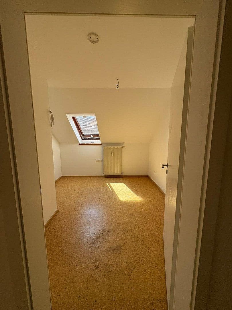 Pronájem bytu 4+1 88 m², Landshut, Bavorsko Pronájem bytu 4+1 88 m², Landshut, Bavorsko